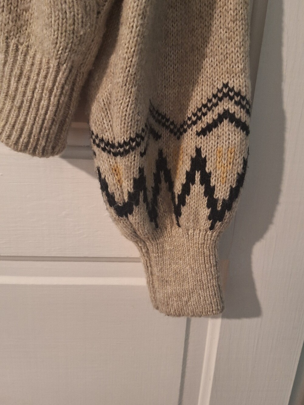 Geometric Sweater - Picture 5 of 5